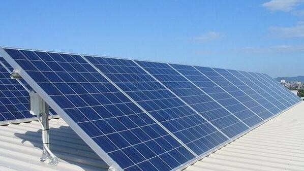 【趣專利】晴天和下雨天光伏均能發電的智能裝置